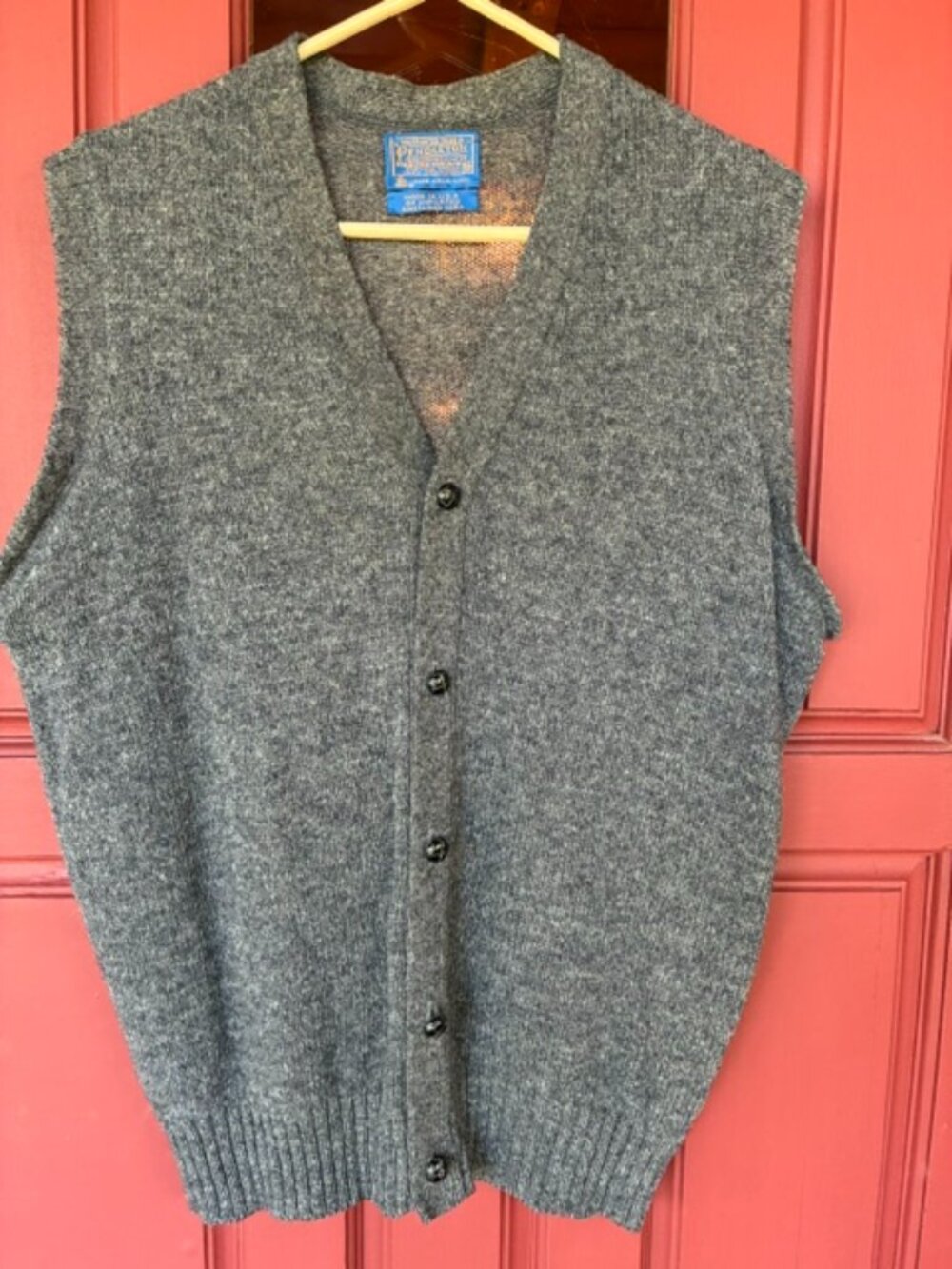 Pendleton 100% virgin wool button-down cardigan, vintage. Size Medium